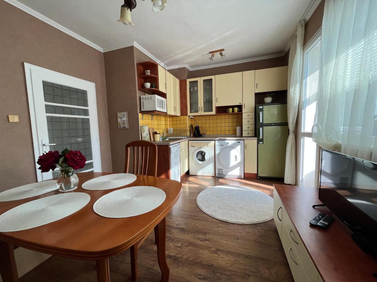 Apartment Acacia Βάρνα Εξωτερικό φωτογραφία